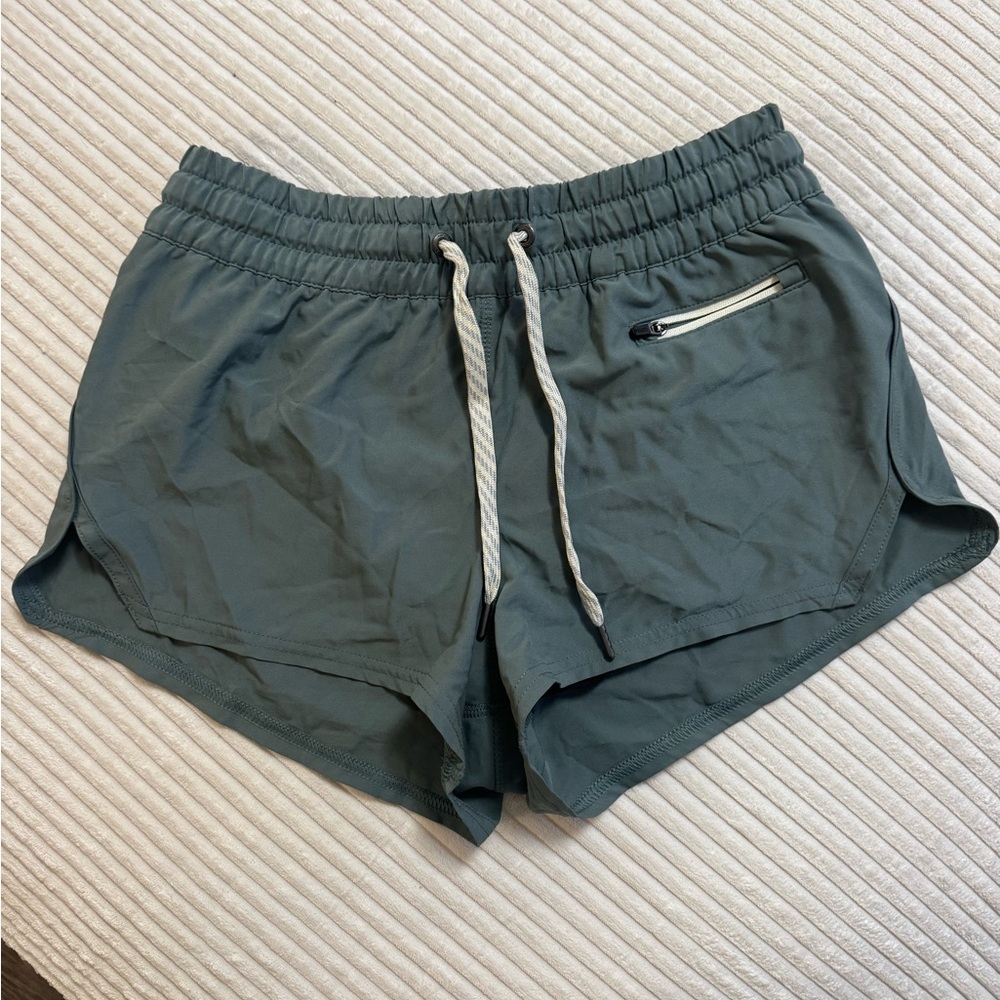 Vuori Clementine Running Short green size XS